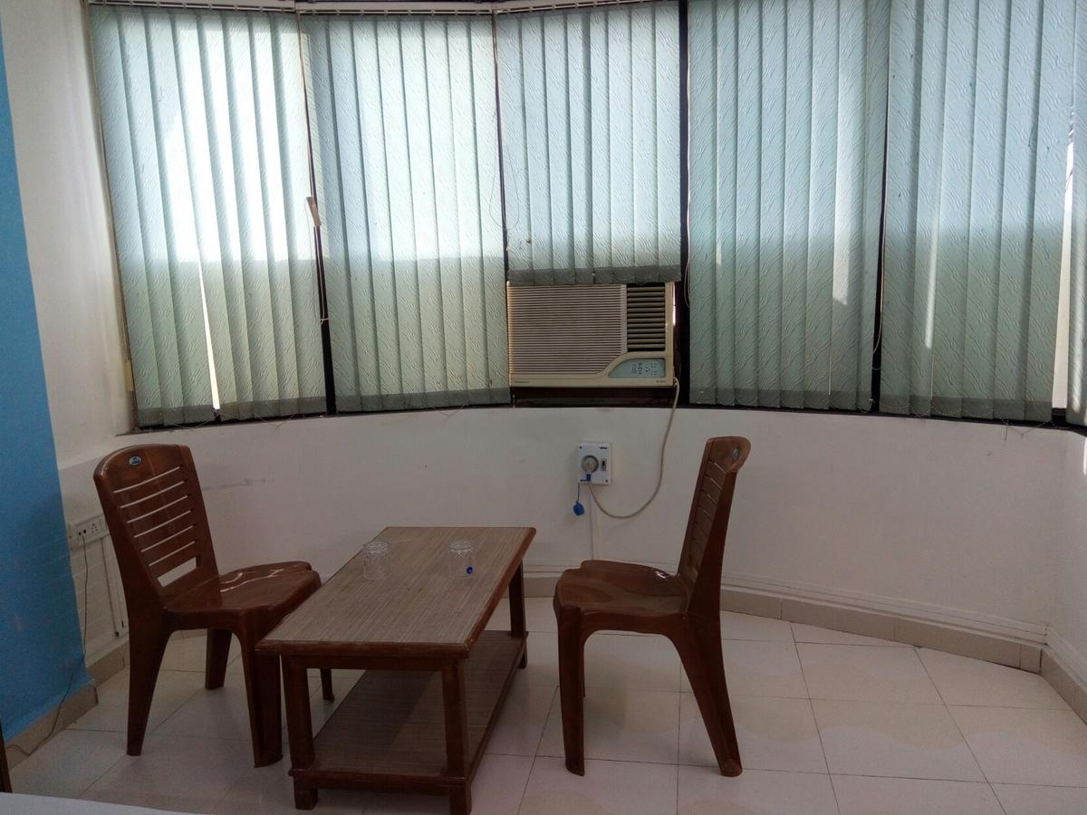 Hotel Sai Samrat Inn Panvel Buitenkant foto