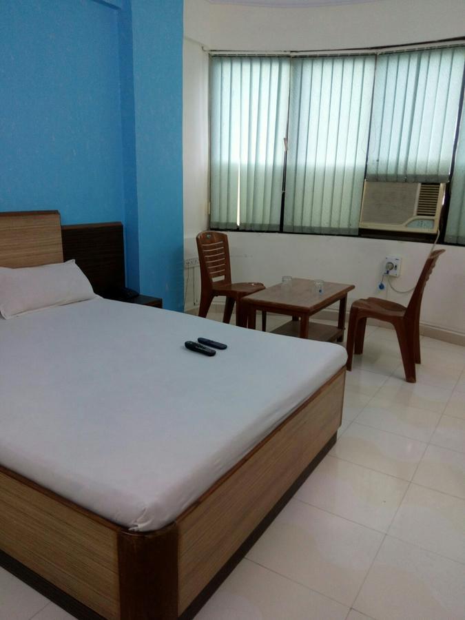 Hotel Sai Samrat Inn Panvel Buitenkant foto